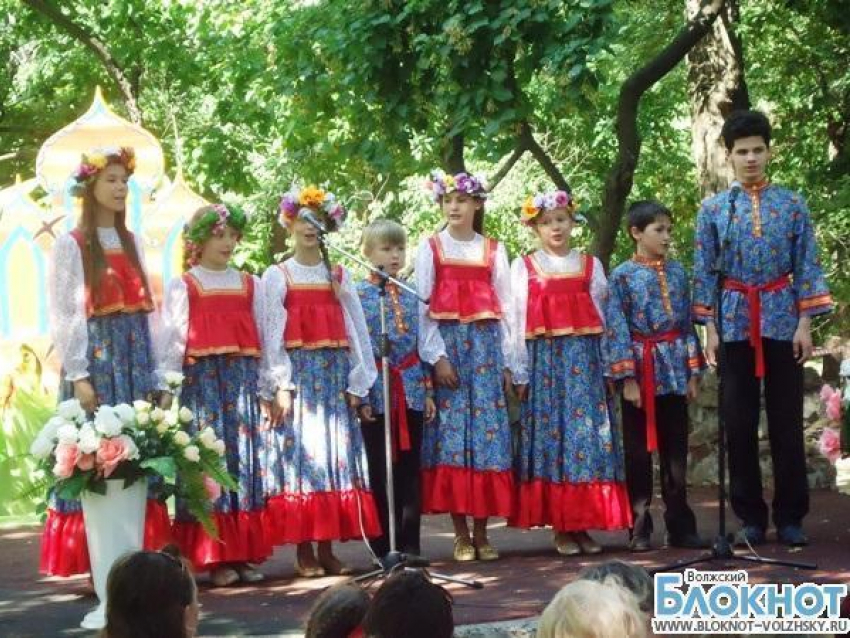 В городском парке «Гидростроителей» прошли Троицкие гулянья