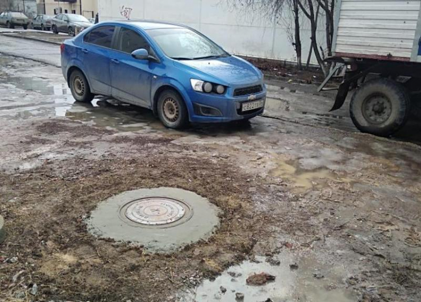 Увидели и отреагировали: МУП «Водоканал» установил новую крышку на открытый люк