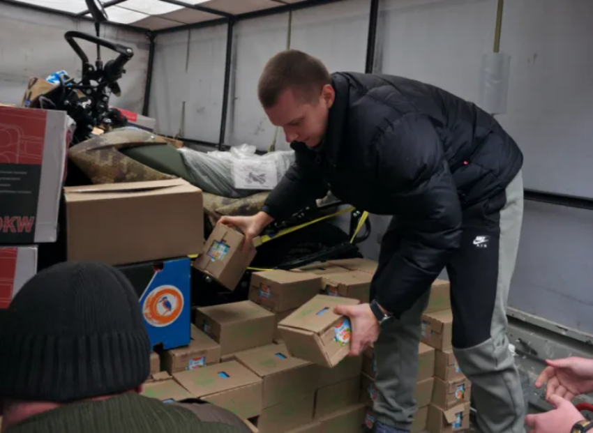 Более 30 тонн помощи и тысячи подарков: волжские волонтеры вернулись из зоны СВО