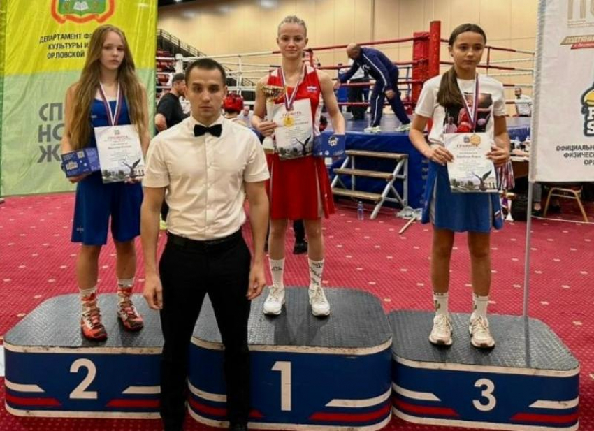 Волжанка Валентина Дмитриева выиграла открытый кубок по боксу «Осенний вызов-2025»