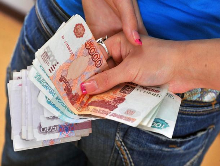 Алчная волжанка украла 113 тысяч рублей на свидании