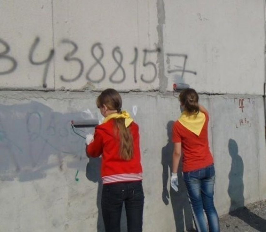 В Волгограде семья из Екатеринбурга продавала «соль» и спайс