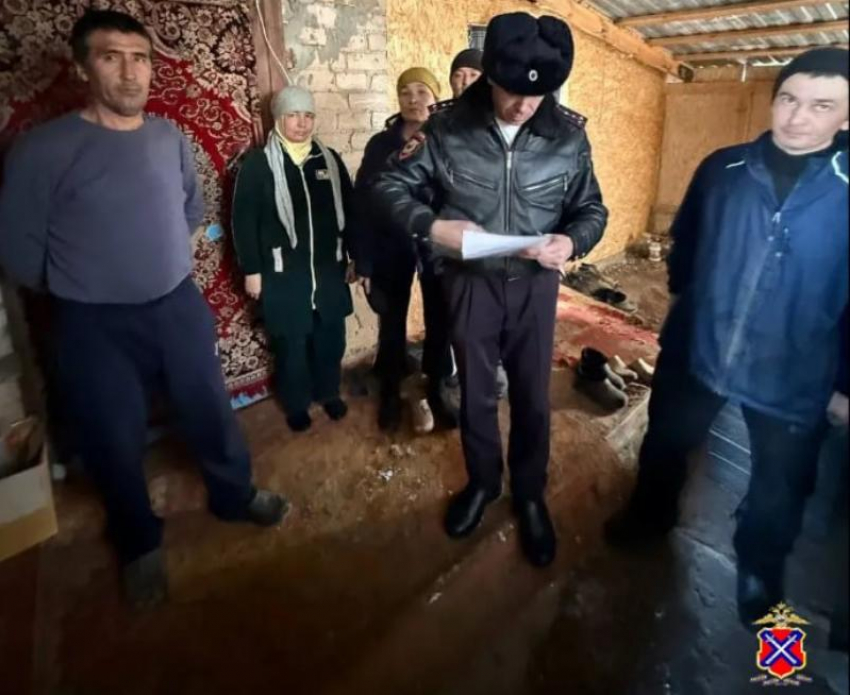 В Волжском задержали 19 нелегалов