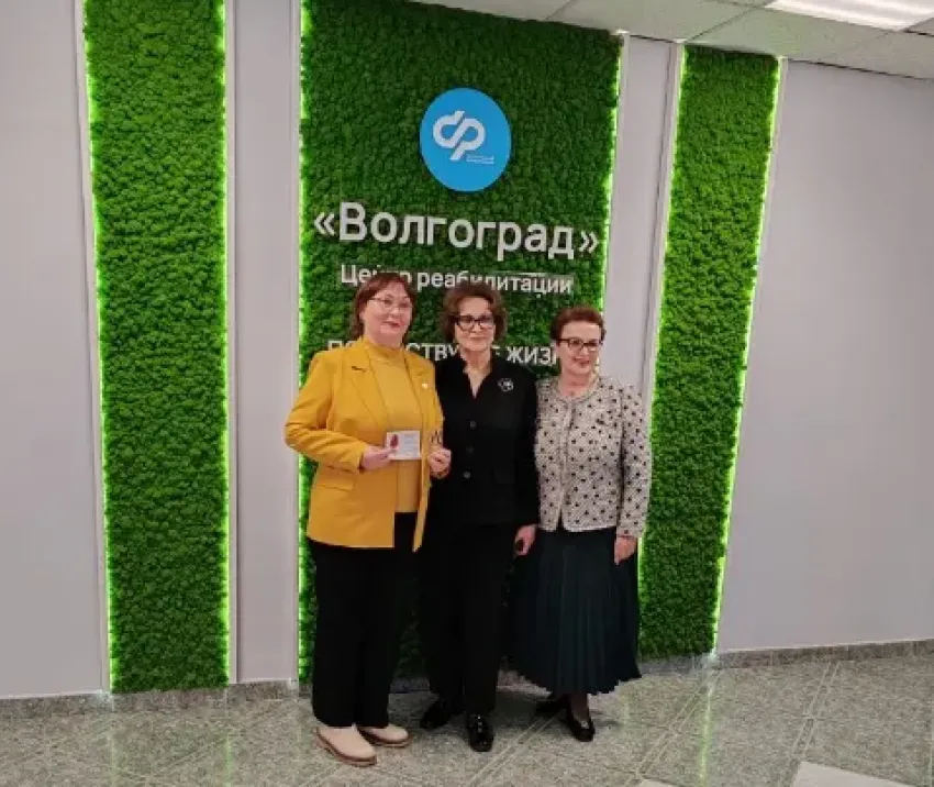 Встреча с президентом Союза женщин России: волжские активистки отмечены медалью имени Валентины Гризодубовой