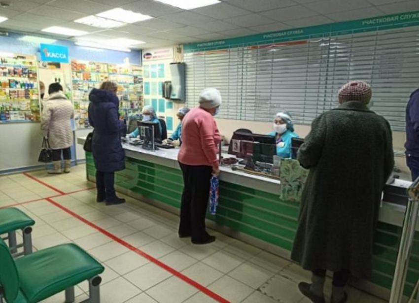 Записаться в медучреждения Волгоградской области жители смогут по номеру оперативной службы «122»