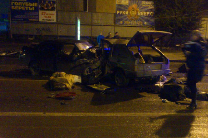 В Волгограде в аварии погибла молодая пара