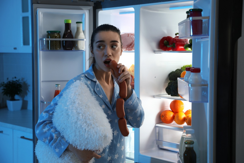 Волжане смогут уточнить причину ночных походов к холодильнику