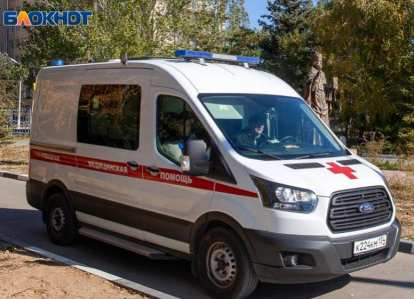 Женщина попала в больницу после опрокидывания квадроцикла в Волгограде