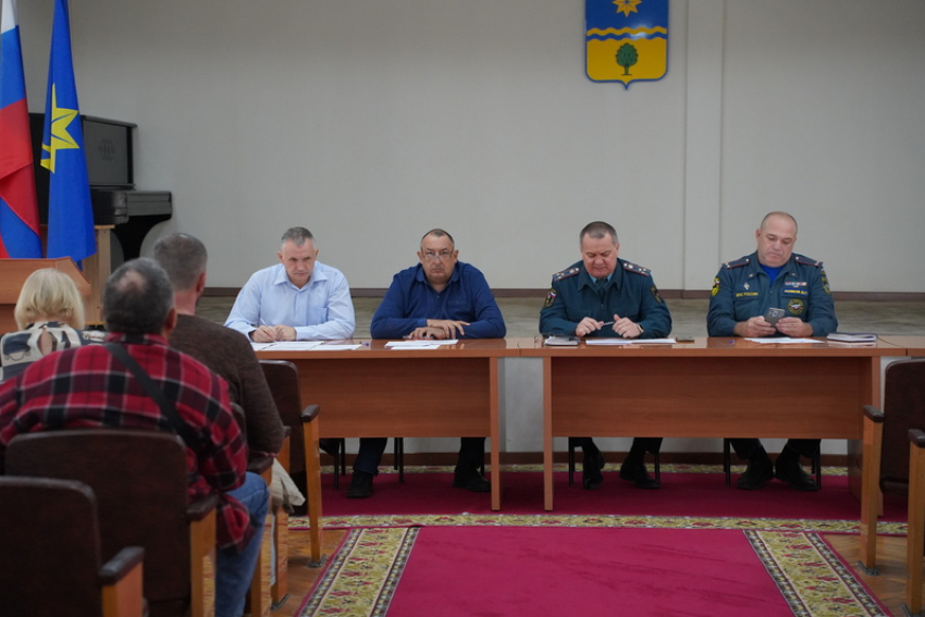 В Волжском с начала года на пожарах погибли шесть человек: в городе готовятся к зимнему сезону