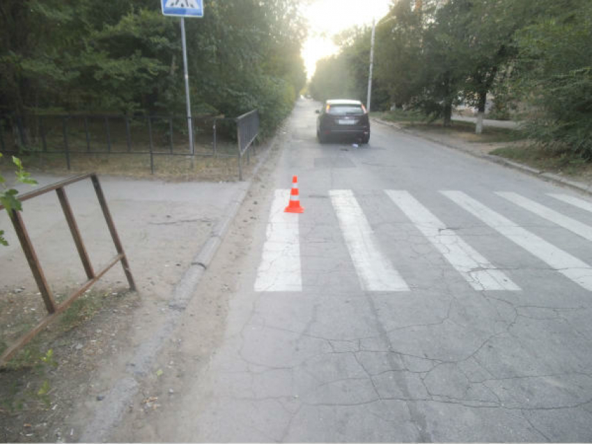 Волжский велосипедист столкнулся с Фордом на нерегулируемом переходе