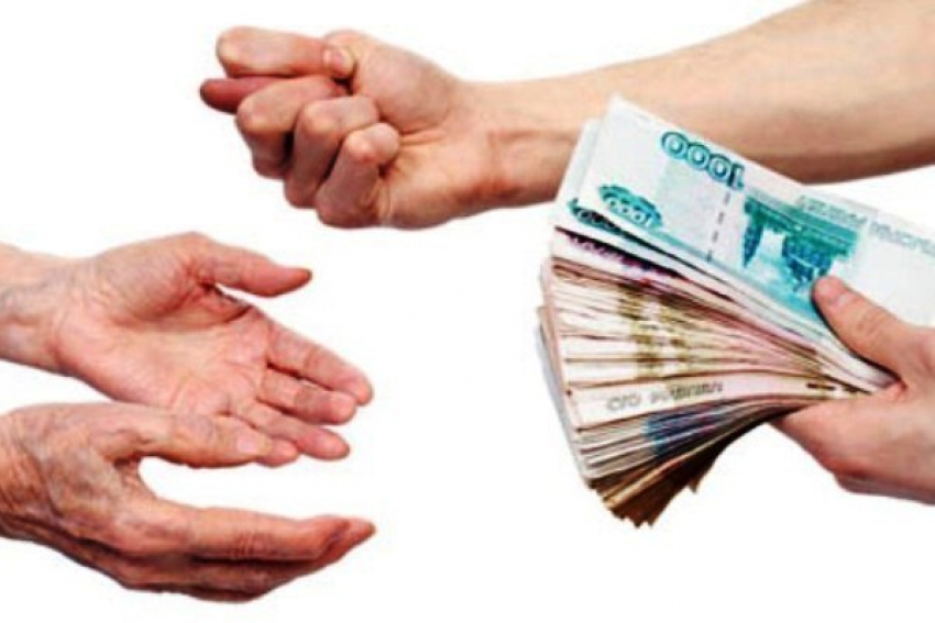 В Волжском за мошенничество осуждена банда иностранцев 