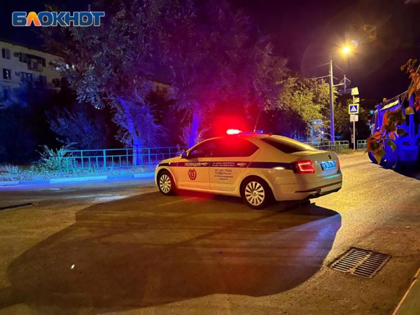 Молодую девушку сбила иномарка на дороге в Волжском