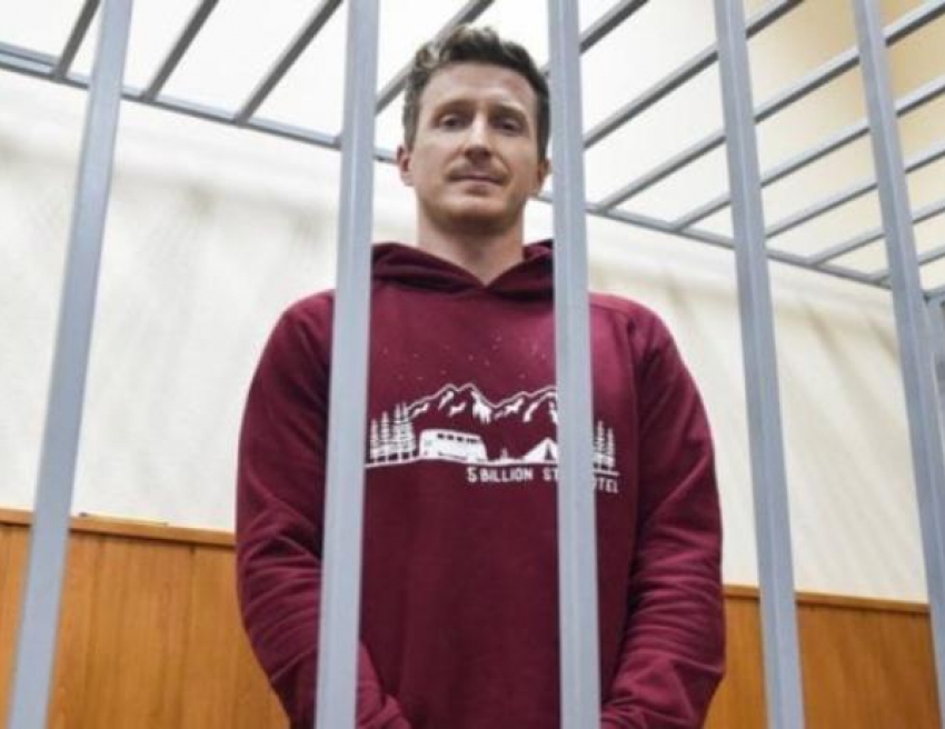 Осужденный по «московскому делу» волжанин Егор Лесныx прибыл в ИК-12