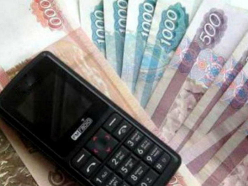 Более 300 тысяч рублей отдали волгоградские  пенсионеры мошенникам