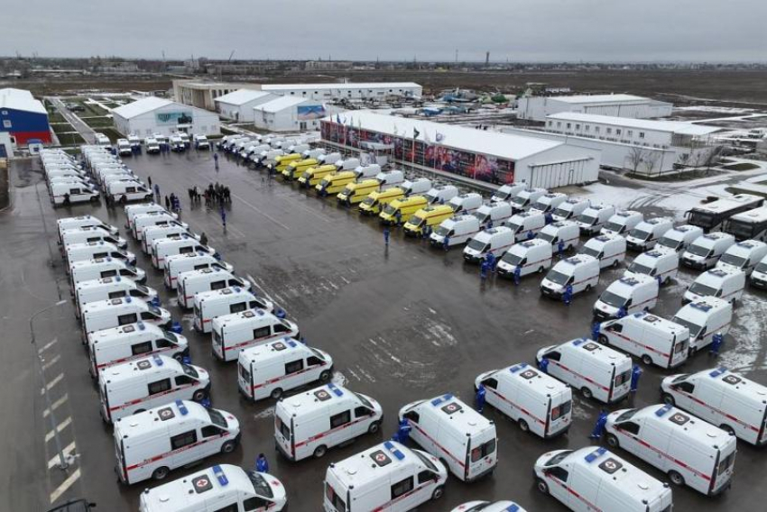 Волгоградская область получила 100 новых «скорых» 