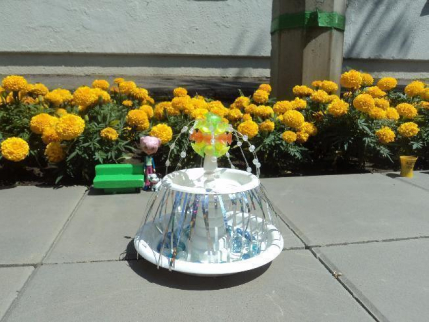 Необычный фонтан подарили городу воспитанники детского сада Волжского