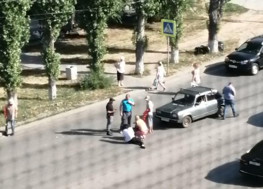 Водитель на «Лада» сбил пешехода в Волжском