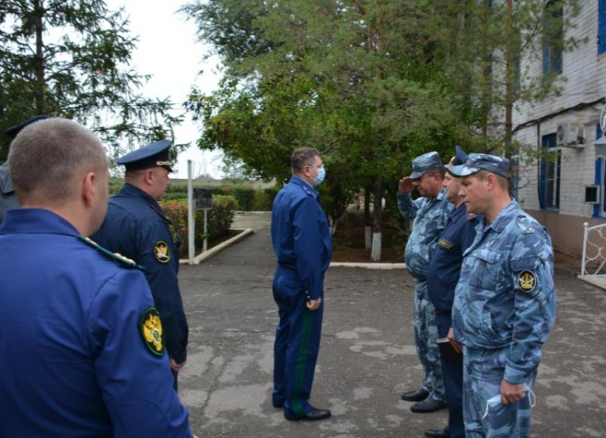 Заместитель прокурора проверил колонию-поселение под Волжским