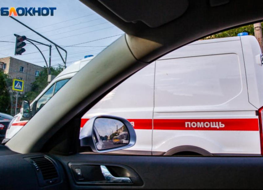 В Волжском в серьезном ДТП пострадали 2-летняя девочка и два водителя