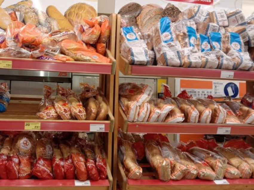 Хлеб за 14 рублей в Волжском - реальность