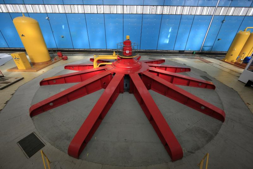 На Волжской ГЭС после ремонта запустили гидроагрегат №10