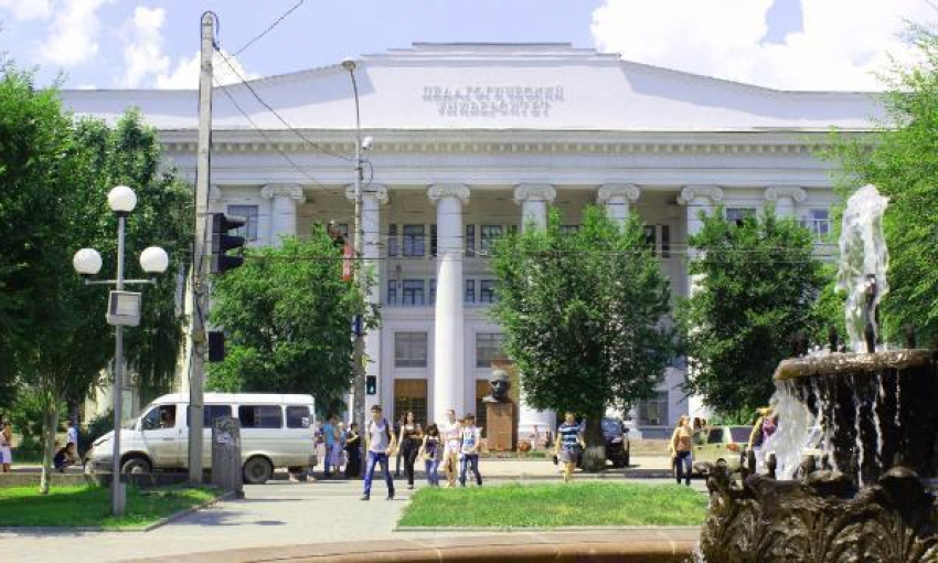 Студенты из Волжского не смогут припарковать свои авто рядом с педуниверситетом