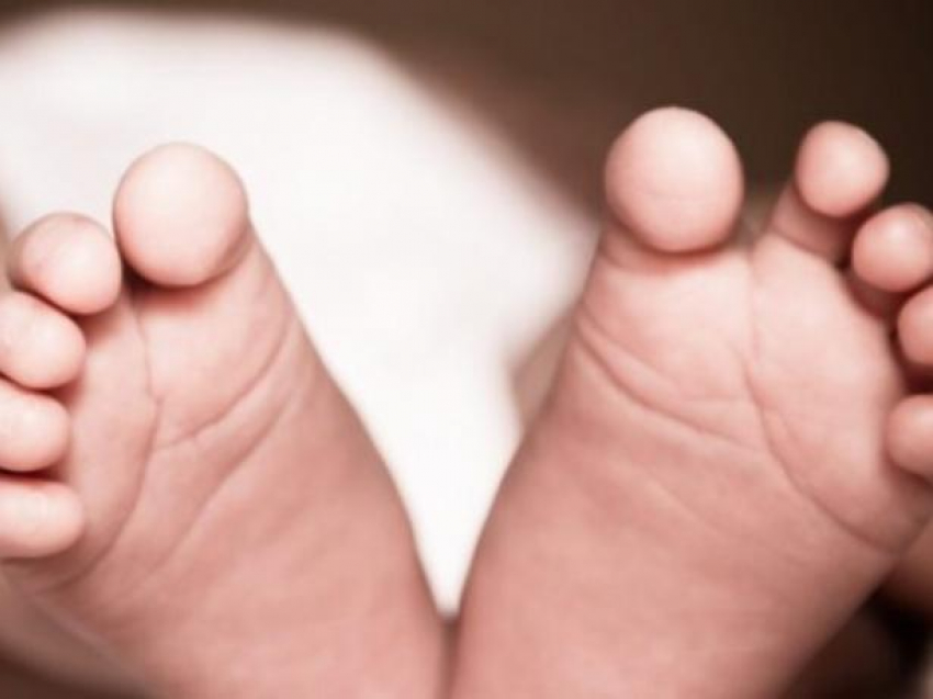 В Волгоградской области обнаружили труп младенца на улице 