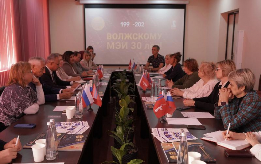 В Волжском озвучили предложения по искоренению буллинга среди подростков