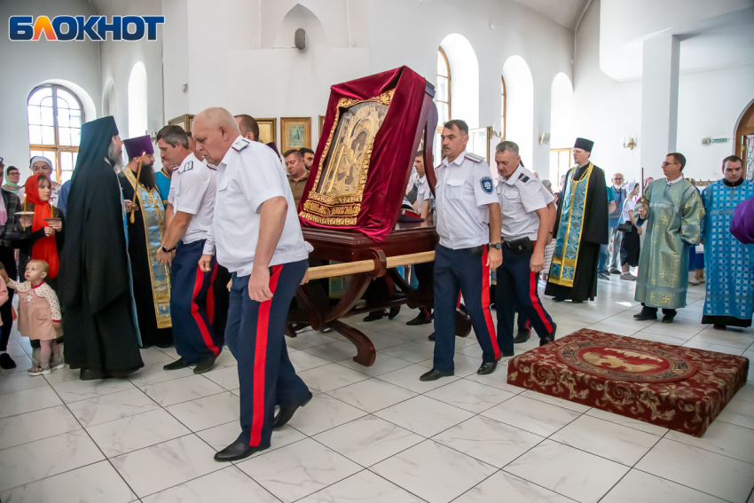 Донская икона Божией Матери покидает Волжский: святыня завершает пребывание в городе