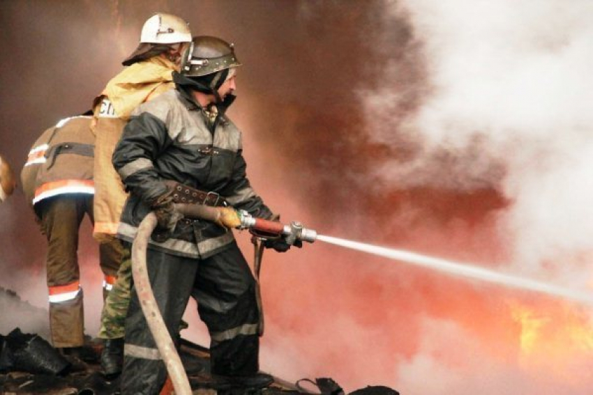 При пожаре на северо-западе Волгоградской области погиб пенсионер