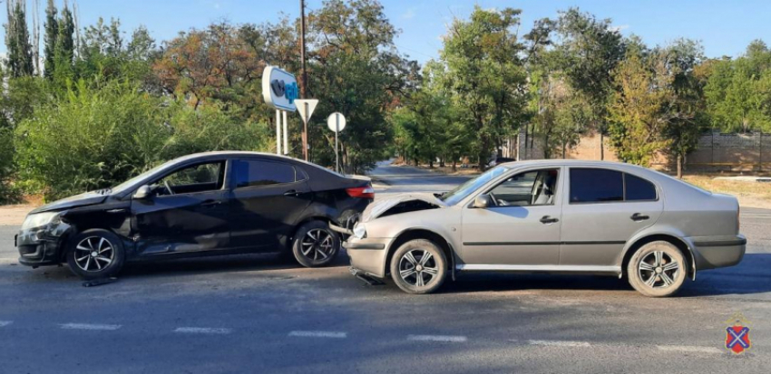 Волжанки не поделили дорогу и оказались в медучреждении