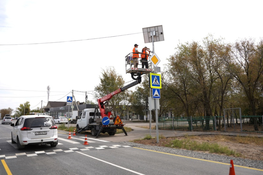 На дороге к «Цветущему саду» в Волжском завершили основные работы по организации движения