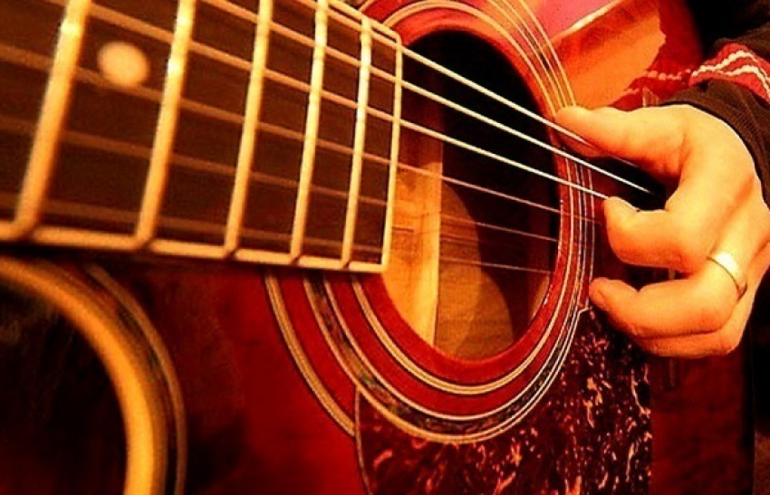 Волжские барды зазвенят гитарными струнами в летнем кинотеатре