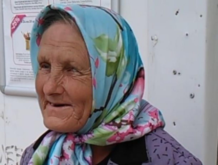 В Волжском почти полгода ищут пропавшую бабушку