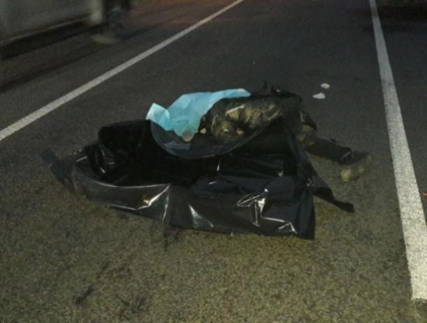 На остановке у храма обнаружено тело