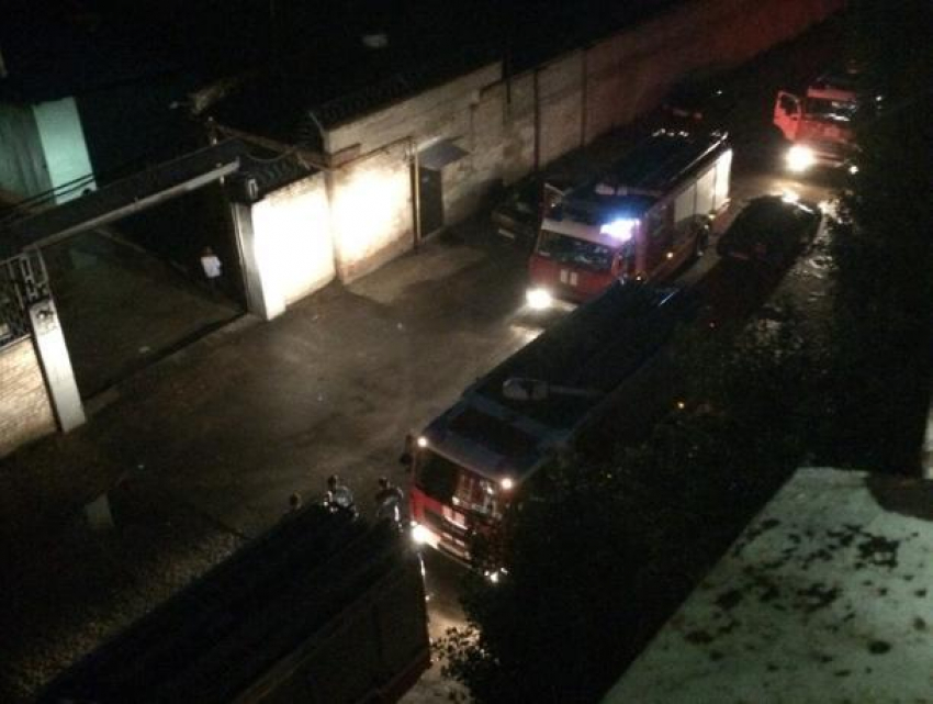 10 пожарных машин тушили территорию «Метеора", - волжанка