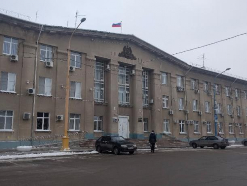 Почти три миллиона рублей стоит безопасность волжской администрации 