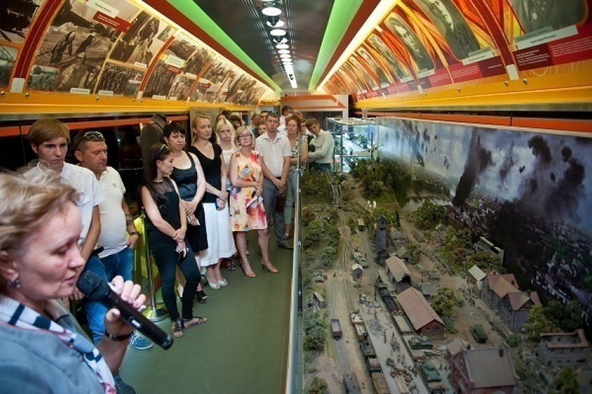 В Волгоград на два дня прибыл экскурсионный поезд-музей