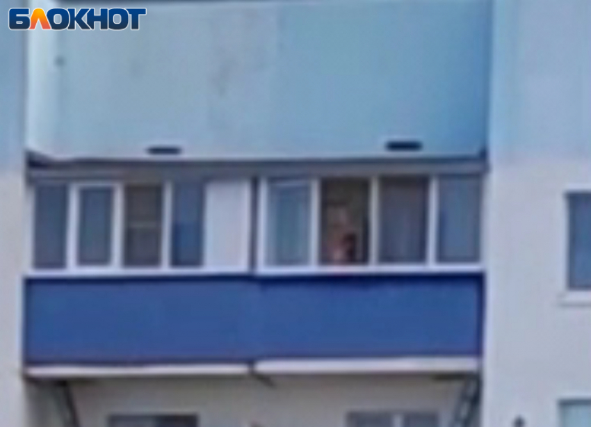«Добро пожаловать в Украину!»: волжанин взорвал интернет криками с балкона