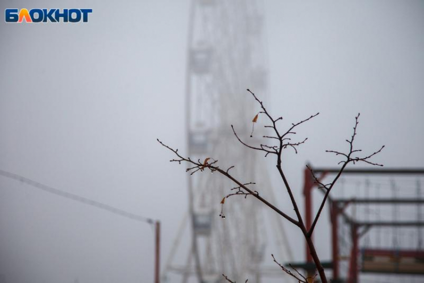 Снег и штормовой ветер до 22 метров в секунду обещают синоптики вечером 12 декабря в Волжском