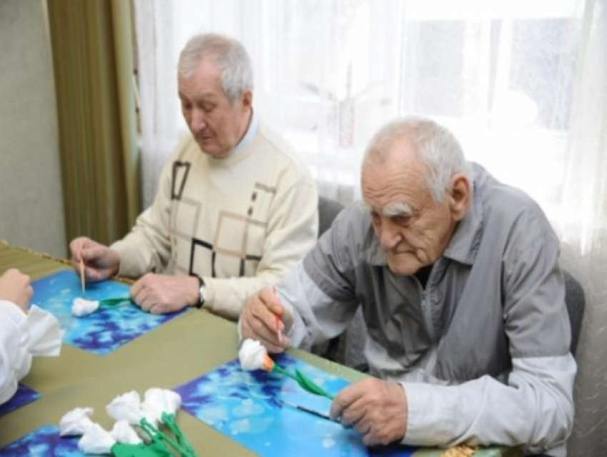 В Ленинском районе откроют  отделения дневного пребывания пожилых