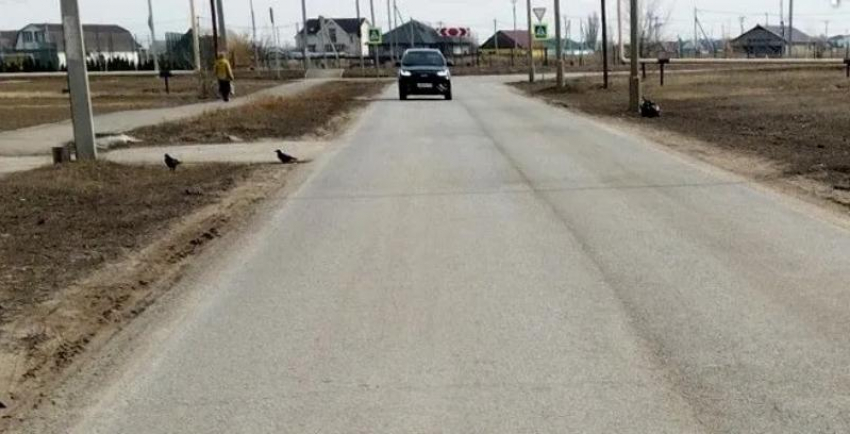 Волжские дороги под присмотром: чиновники выявили недочеты асфальта на гарантийных участках