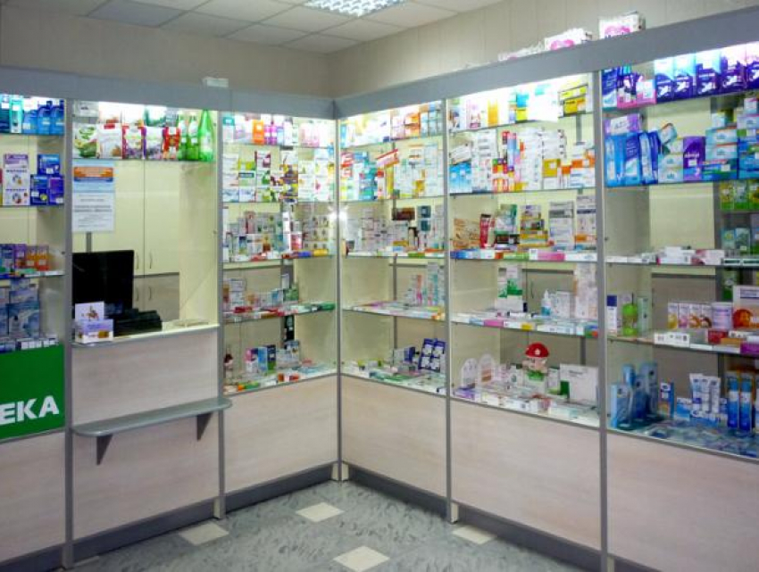 Целых два года аптека в Волжском зарабатывала миллионы, торгуя лекарствами без лицензии