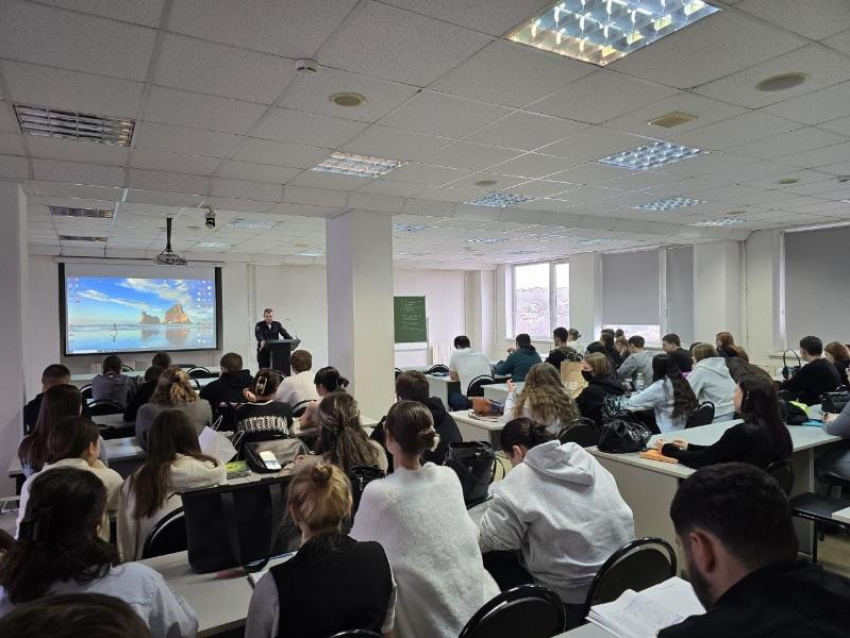 Будущим специалистам показали, как работает ГАИ изнутри