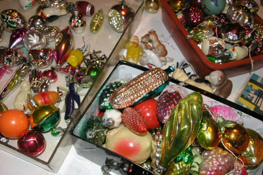 Волжане увидят новогодние украшения из прошлого