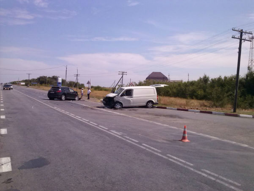 В Волгоградской области в ДТП пострадало двое детей
