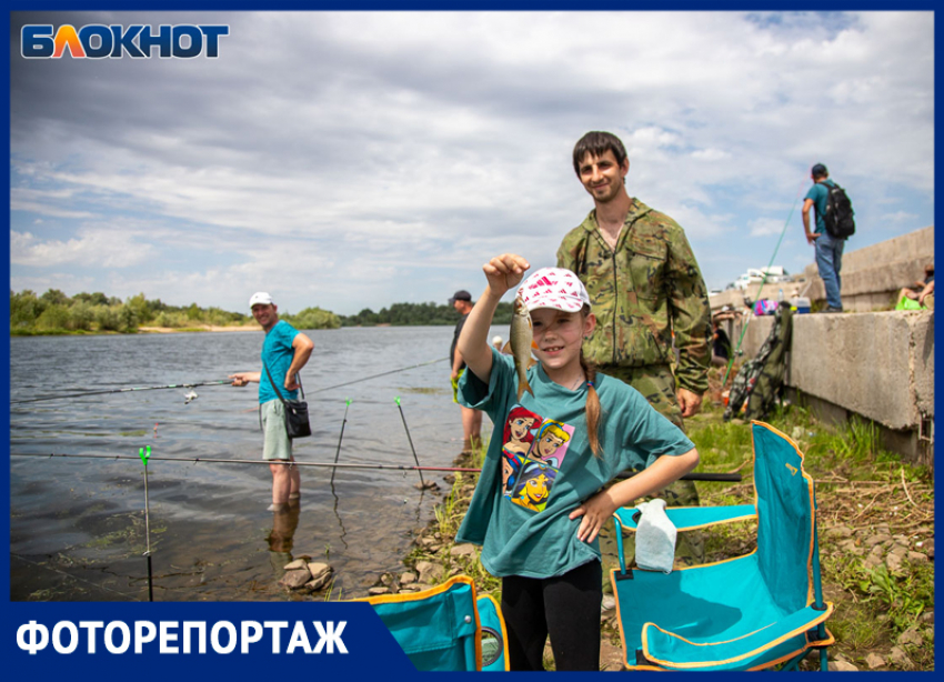 Приехали за 3 тысячи км: в Волжском прошел большой фестиваль рыбаков