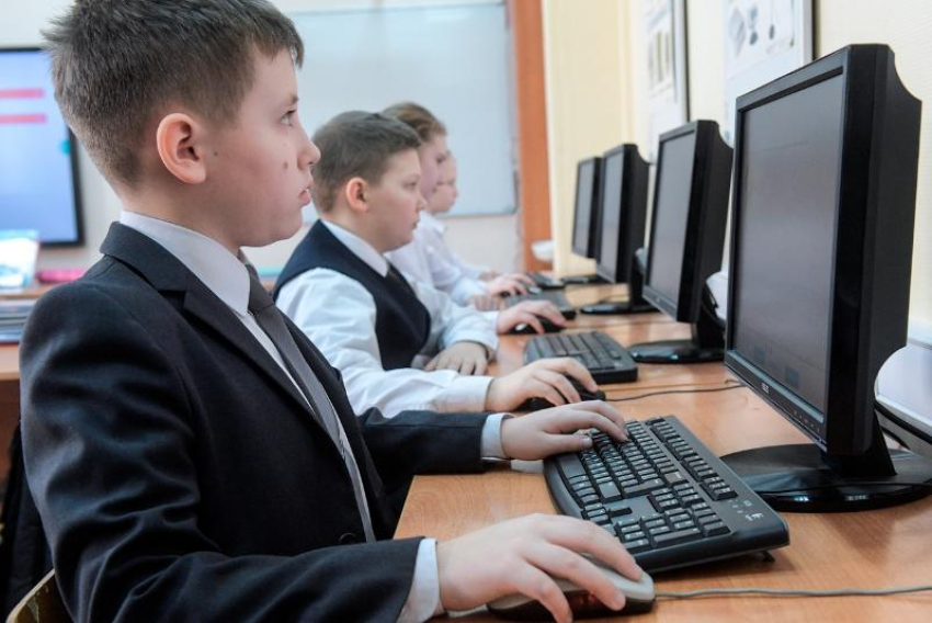 Школы на связи: «Ростелеком» подключил 1316 образовательных учреждений Ростовской области к защищенному интернету