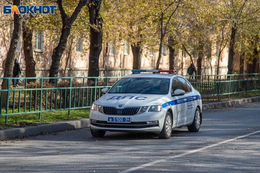 В Волжском разыскивают участника ДТП на мотоцикле