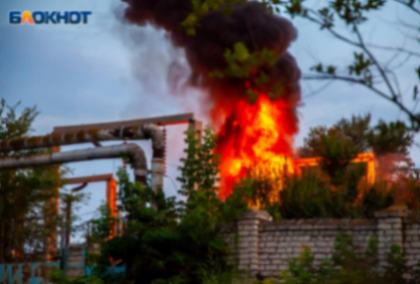 Заживо сгорел в собственной квартире: мужчина умер в пожаре в Волгоградской области